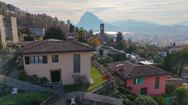 Spaziosa Villa con giardino e vista panoramica a Pregassona 9