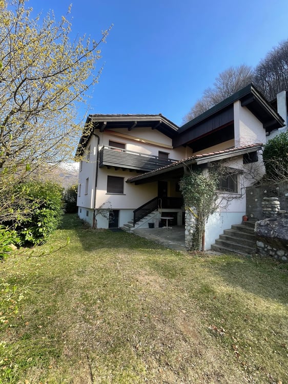 Casa Unifamiliare con giardino in zona tranquilla e soleggiata 3