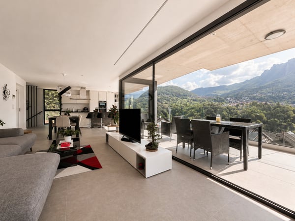 Elegante Casa Bifamiliare  – Moderna, Silenziosa e con Vista sulle Montagne 2
