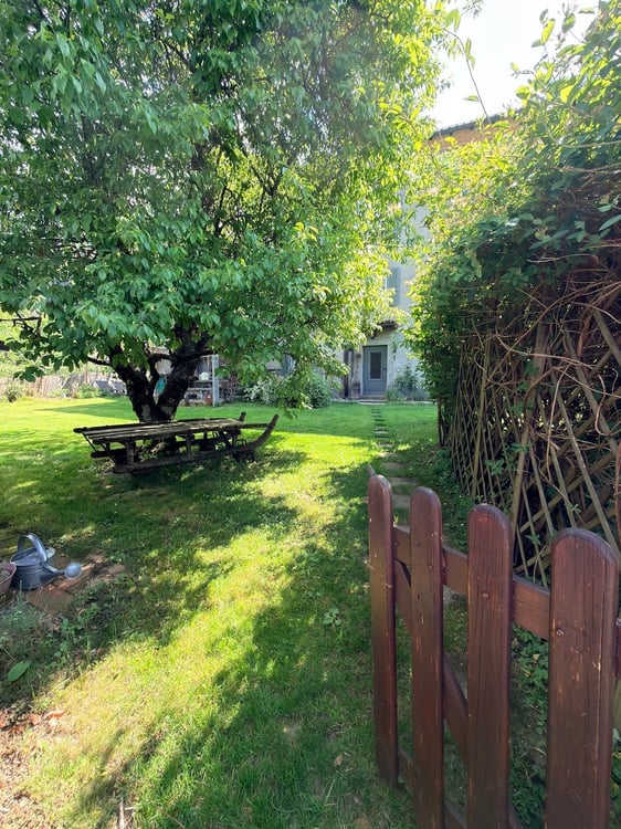 Casa Ticinese di carattere con splendido giardino e massima privacy a Bogno 12