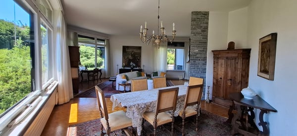 Villa con grande potenziale edificatorio 9