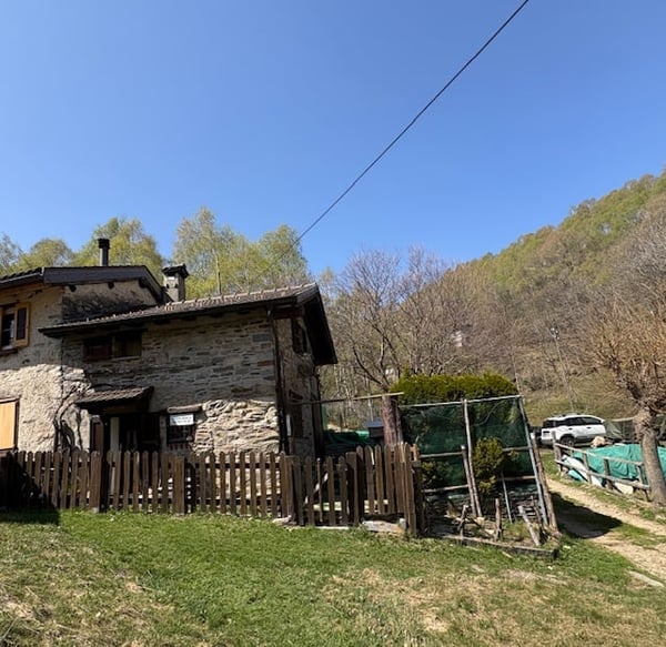 Piccolo Rustico immerso nella natura, in zona tranquilla e soleggiata 5