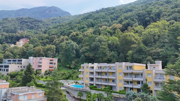 Incantevole appartamento di 3.5 locali con vista lago a Bissone 2