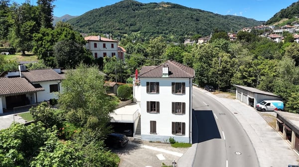 Affascinante Casa Plurifamiliare 2