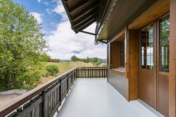 5.5-Zimmer Bijou mit grosser Wohnküche an idyllischer Lage mit Seesicht 13