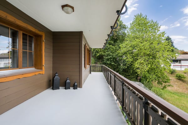 5.5-Zimmer Bijou mit grosser Wohnküche an idyllischer Lage mit Seesicht 9