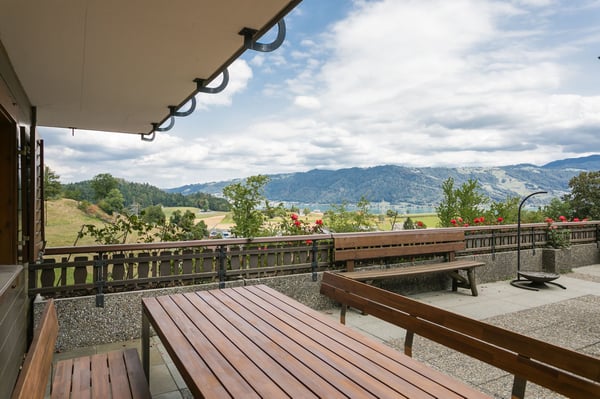 5.5-Zimmer Bijou mit grosser Wohnküche an idyllischer Lage mit Seesicht 3
