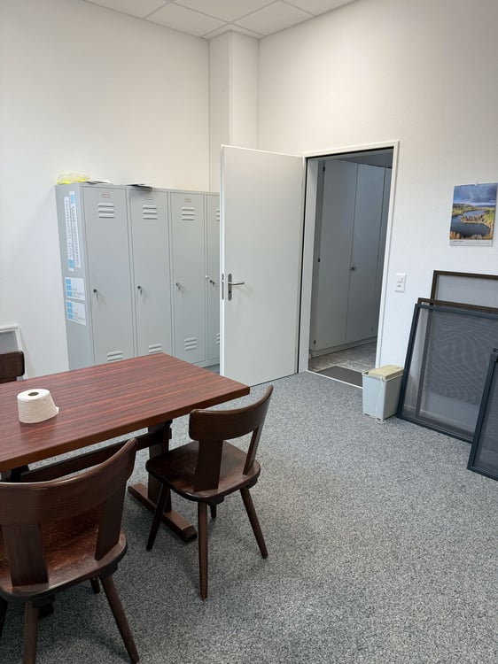 Vielseitige Gewerberäume am Spielhof 1 in Zug 12