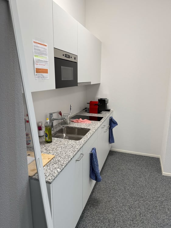 Vielseitige Gewerberäume am Spielhof 1 in Zug 10