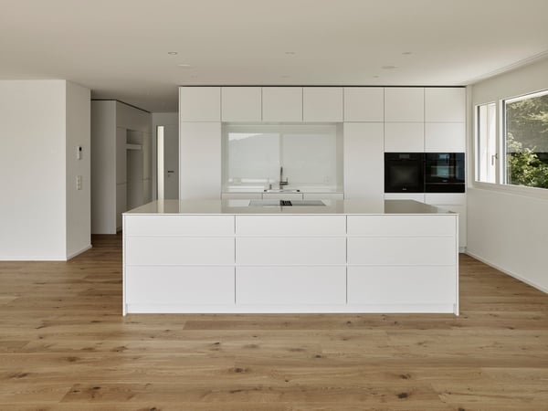 1.5 Zimmer-Terrassenwohnung mit traumhafter Aussicht 2