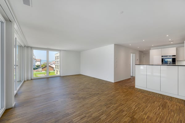 Helle 3.5 Zimmer Wohnung zu vermieten 2