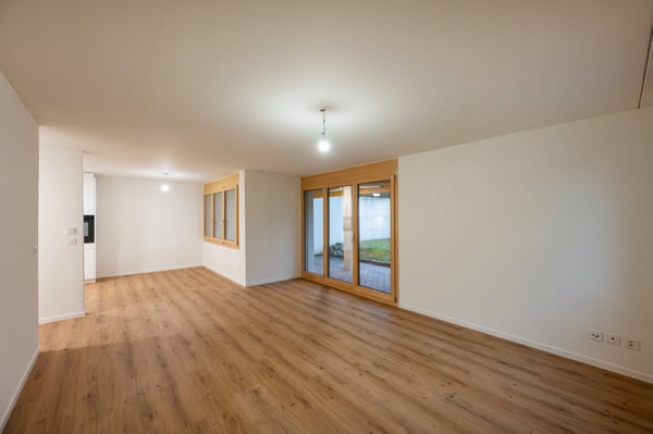 Wohnen in der Stadt - zentral und ruhig im Grünen mit eigenem Sitzplatz 1