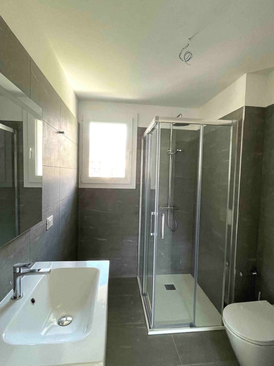 Nuovo appartamento all'ultimo piano in zona comoda e strategica 10