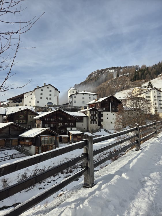 Ampio monolocale completamente ristrutturato in zona molto tranquilla 11