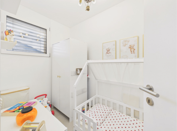 Neue exklusive Wohnung mit Terrasse in bequemer und strategischer Lage 6