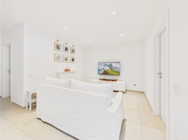 Neue exklusive Wohnung mit Terrasse in bequemer und strategischer Lage 4