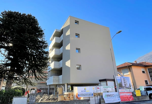 Neue exklusive Wohnung mit Terrasse in bequemer und strategischer Lage 2