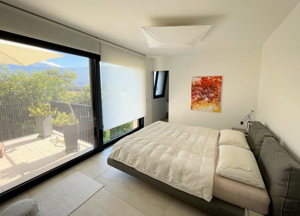 Elegante appartamento in collina con vista panoramica in esclusiva residenza 16