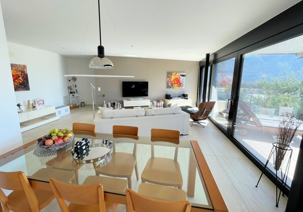 Elegante appartamento in collina con vista panoramica in esclusiva residenza 10