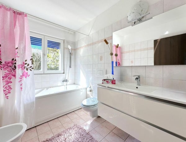 Accogliente appartamento in piccola palazzina a soli dieci minuti da Bellinzona 9