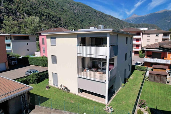 Appartamento con giardino privato in piccola ed elegante residenza 1