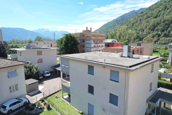 Appartamento con giardino privato in piccola ed elegante residenza 3