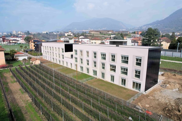 Nuovo appartamento con grande terrazza in zona comoda e strategica 4