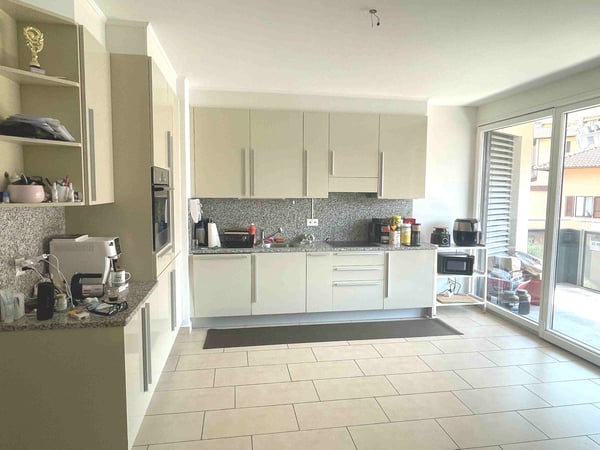 Appartamento con terrazza ben esposta in zona comoda e ben servita 8