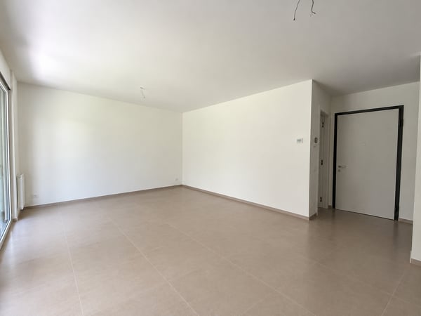 Nuovo appartamento-studio immerso nel verde con giardino privato 6