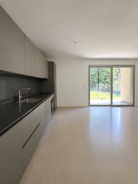 Nuovo appartamento-studio immerso nel verde con giardino privato 5