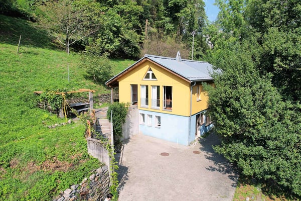 Casa nel verde per amanti della natura 1