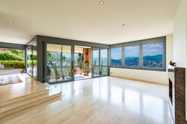 Casa moderna con bella vista lago 11