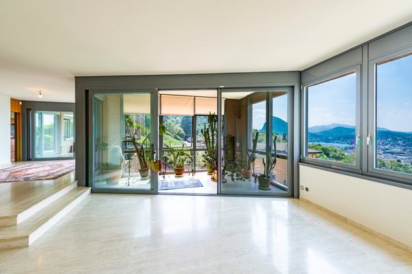 Casa moderna con bella vista lago 12