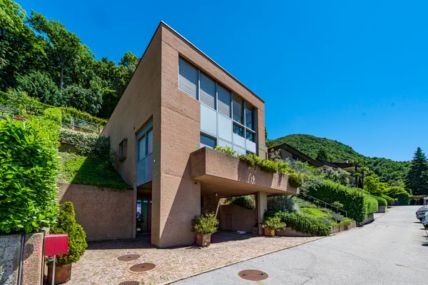 Casa moderna con bella vista lago 4