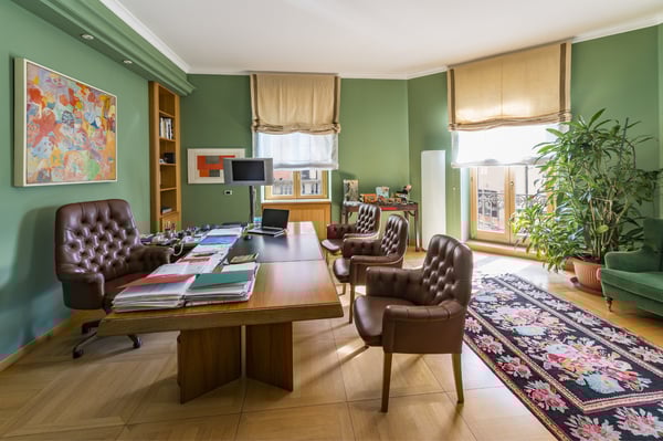 Prestigioso ufficio in stabile d'epoca in centro a Lugano 2