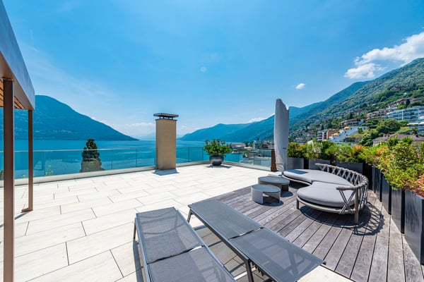Attico-duplex con vista sul Lago Maggiore 1