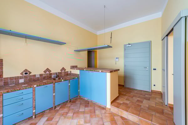 Ufficio luminoso nel nucleo di Mendrisio 6