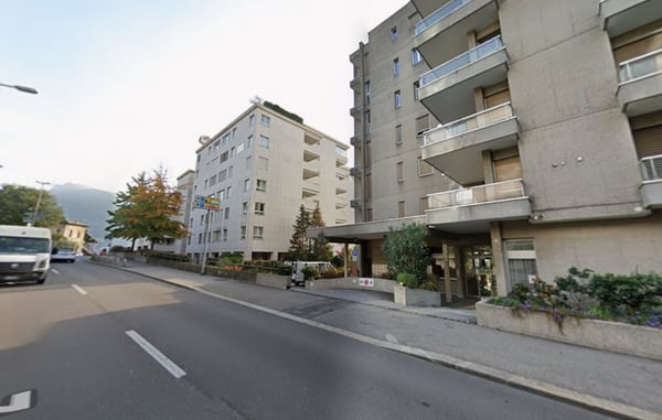 POSTEGGIO VICINO IL CENTRO DI LUGANO 2