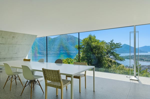 Casa Ai Pozzi | Iconica villa di design con splendida vista sul lago 10