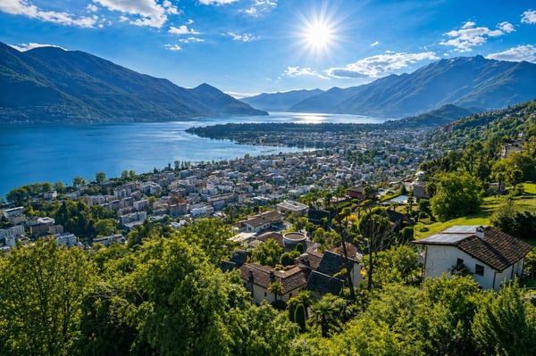 Casa Ai Pozzi | Iconica villa di design con splendida vista sul lago 4