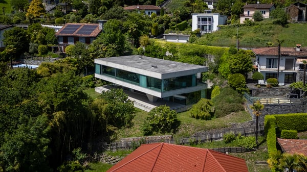 Casa Ai Pozzi | Iconica villa di design con splendida vista sul lago 5