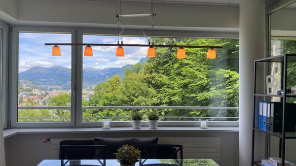 Luminoso 3.5 locali all'interno della Torre Beta 9