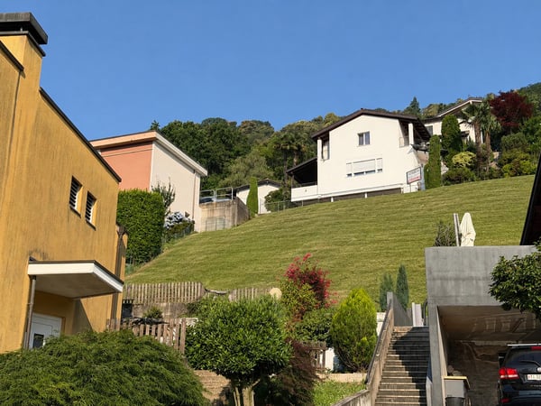 Interessante terreno edificabile in zona ben servita 5