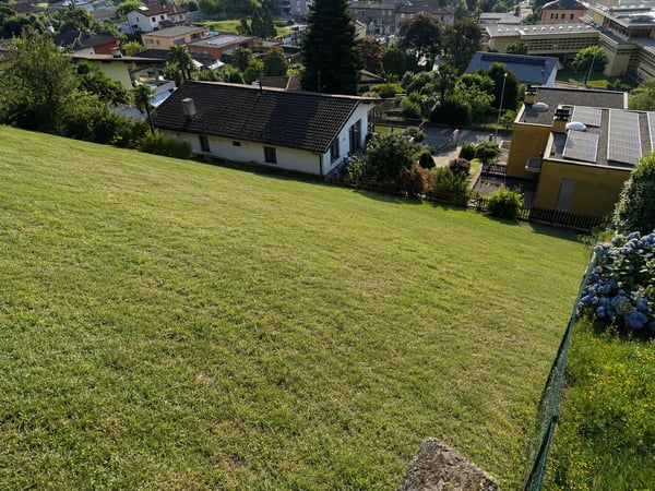 Interessante terreno edificabile in zona ben servita 6