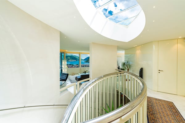 Moderna villa con privacy e stupenda vista lago 10