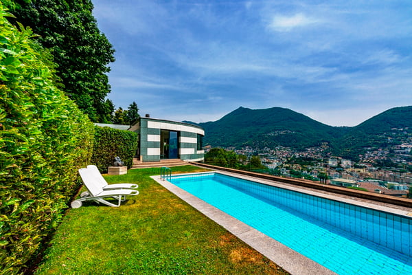 Moderna villa con privacy e stupenda vista lago 5