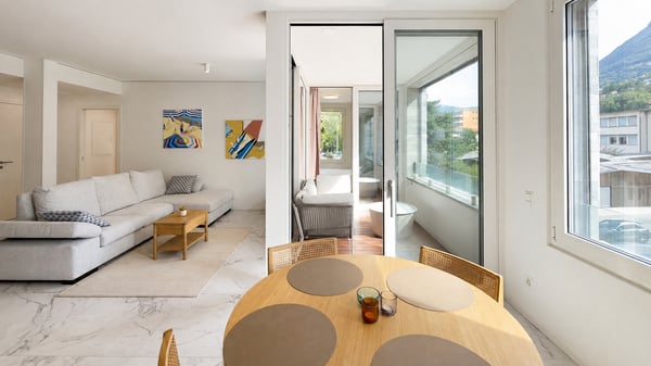 Elegante appartamento di 3.5 locali a pochi passi dal lago 4