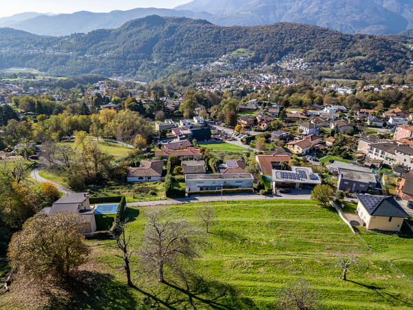 Grande terreno edificabile in zona dominante 6