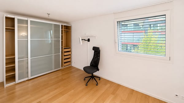 Moderno appartamento vista lago vicino al centro città 9