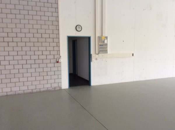 ATTRAKTIVE GEWERBEFLÄCHE MIT BESTEHENDEN MIETER-INVESTITIONSGELEGENHEI 7